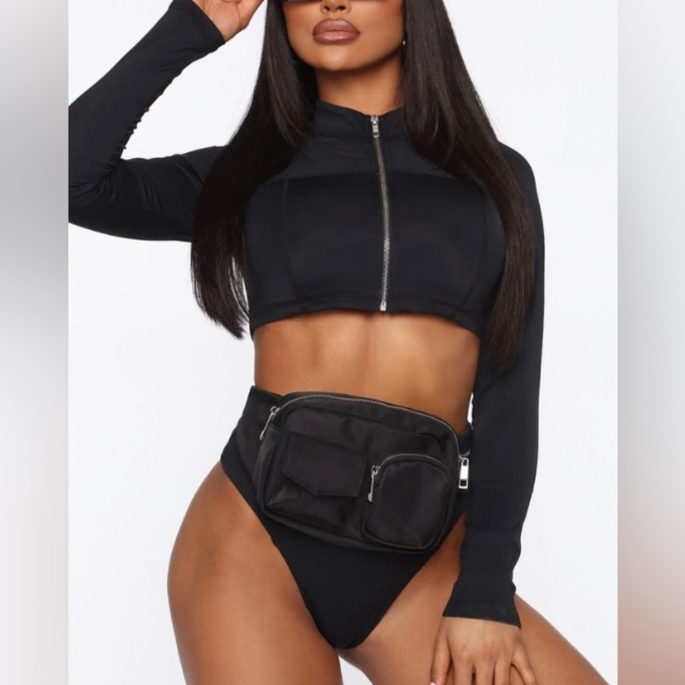 Fashion Nova Deep End Long Sleeve Bikini
